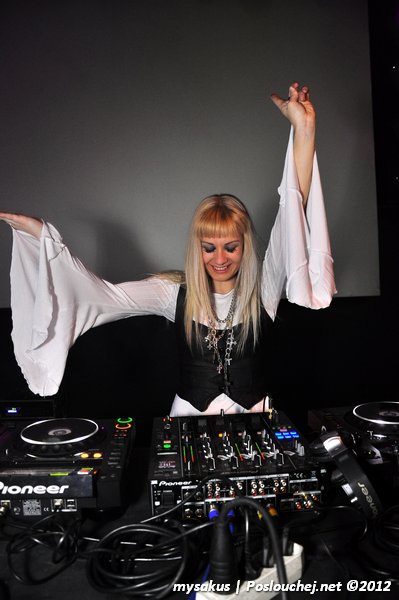 TRANCEFUSION PRE PARTY - Pátek 13. 4. 2012